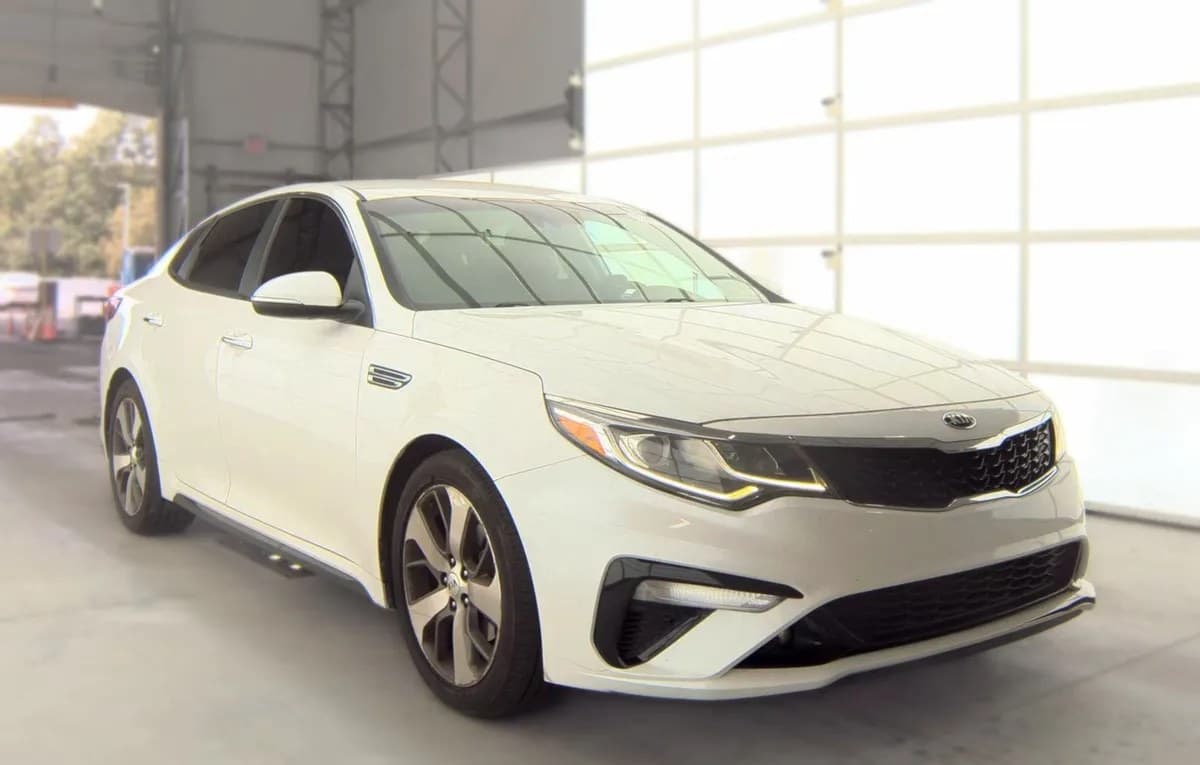 2019 KIA OPTIMA S 4