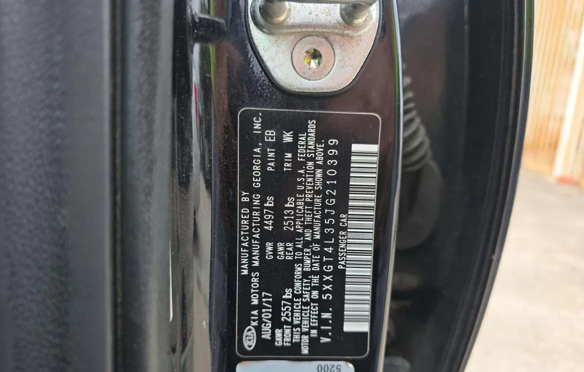 2018 KIA OPTIMA S 3