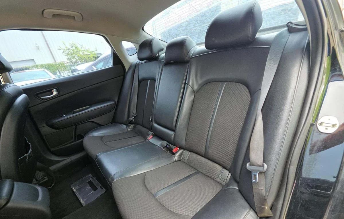 2018 KIA OPTIMA S 7