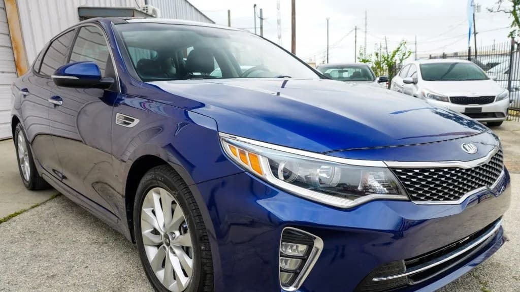 2018 KIA OPTIMA S 6
