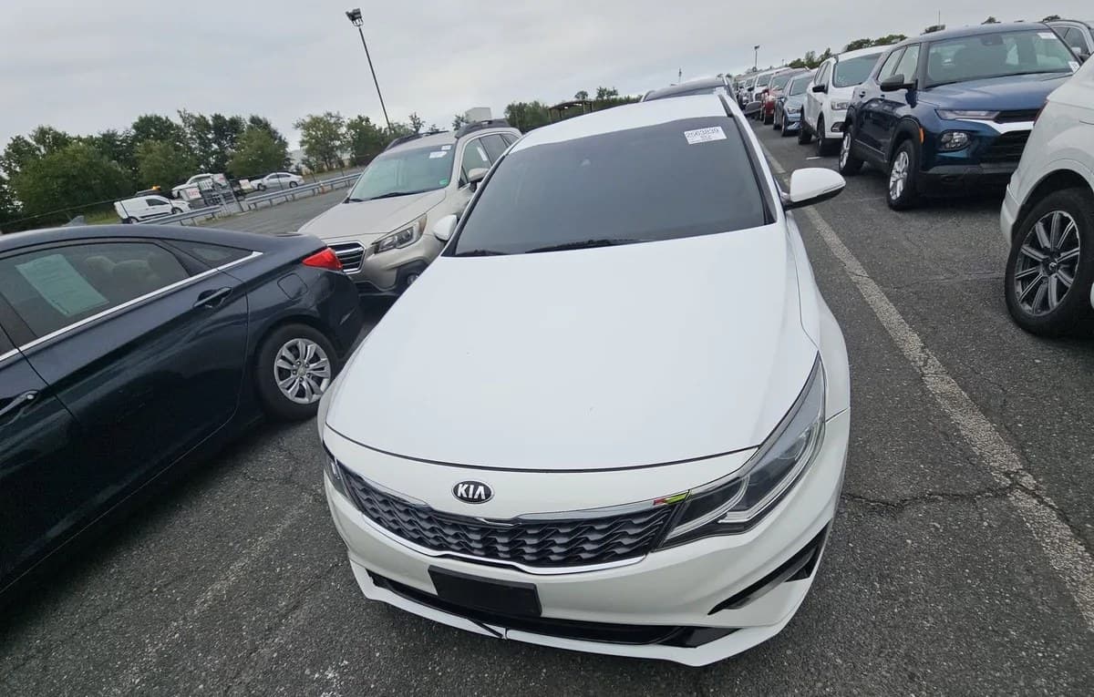 2019 KIA OPTIMA LX 2