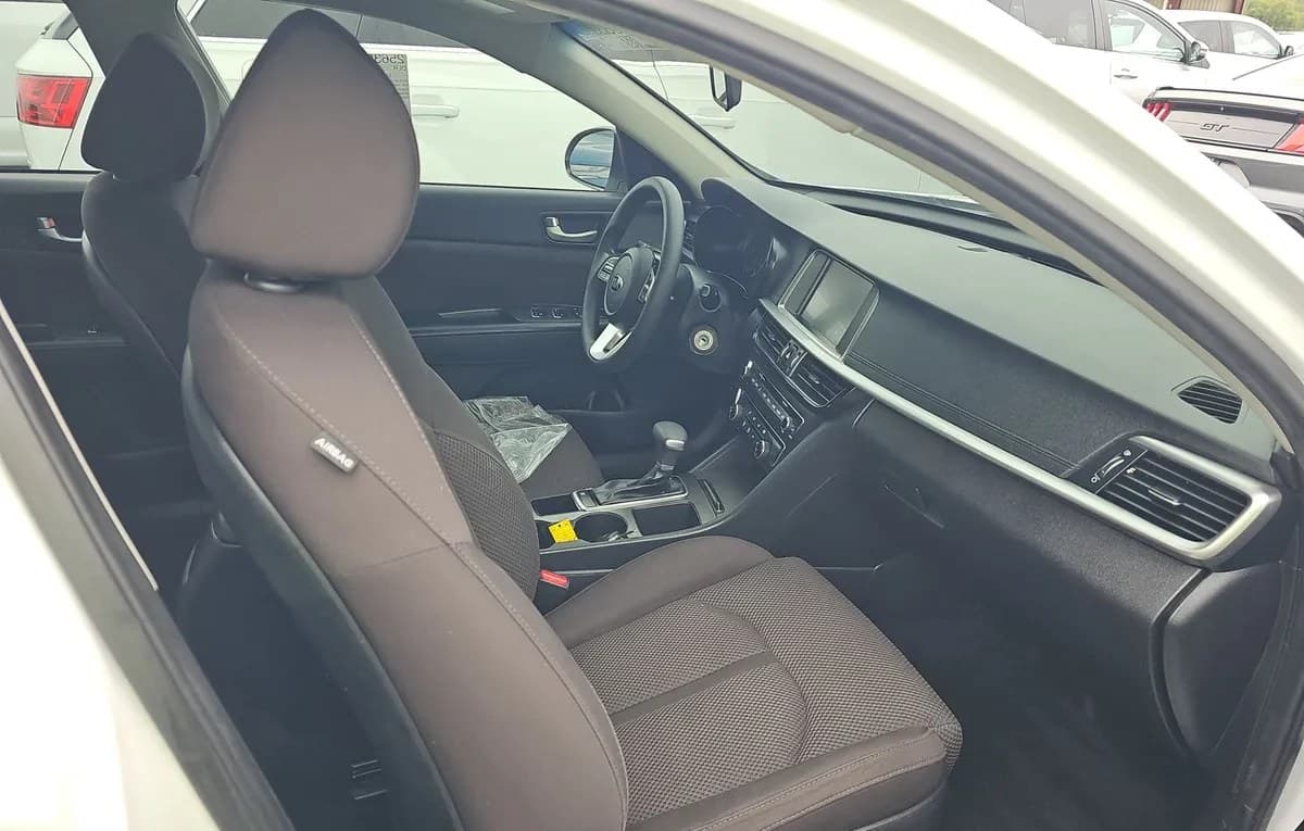 2019 KIA OPTIMA LX 4