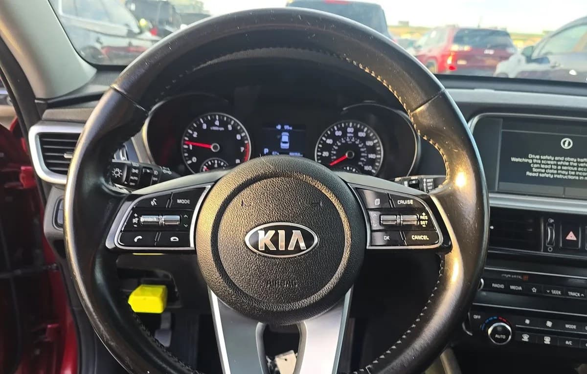 2019 KIA OPTIMA S 7