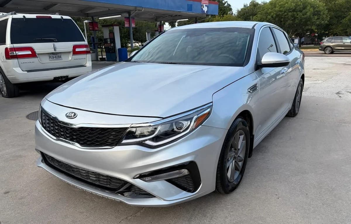 2020 KIA OPTIMA LX 3