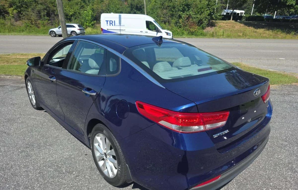 2018 KIA OPTIMA EX 3