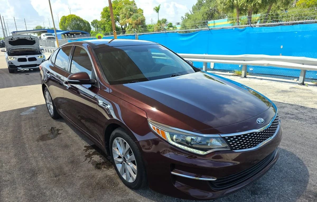 2018 KIA OPTIMA EX 4