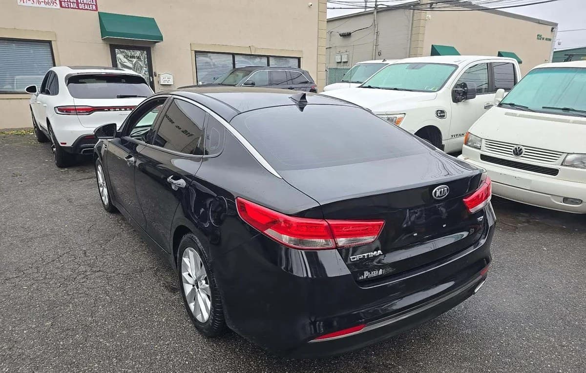 2017 KIA OPTIMA EX 3