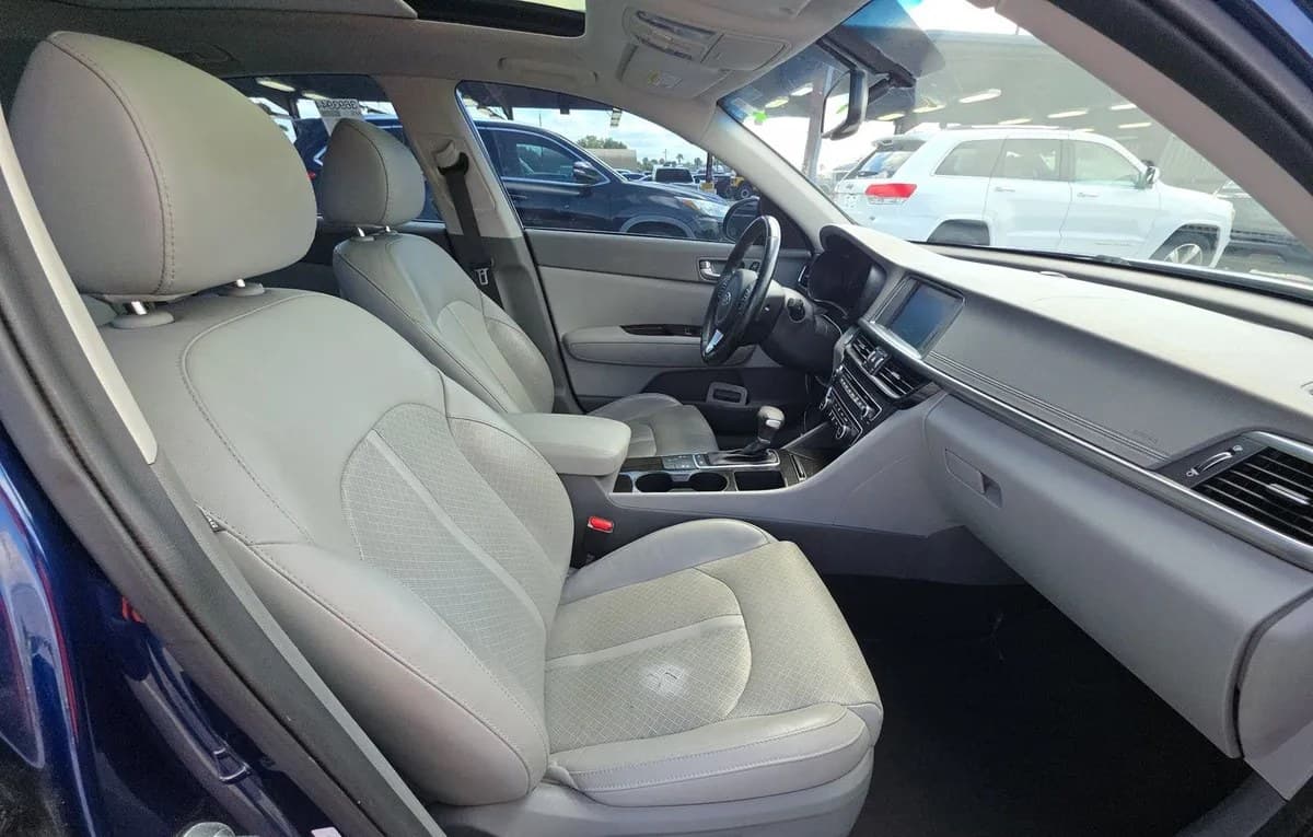 2017 KIA OPTIMA EX 5