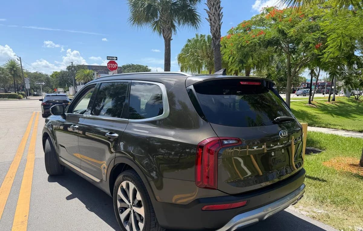 2020 KIA TELLURIDE S 4
