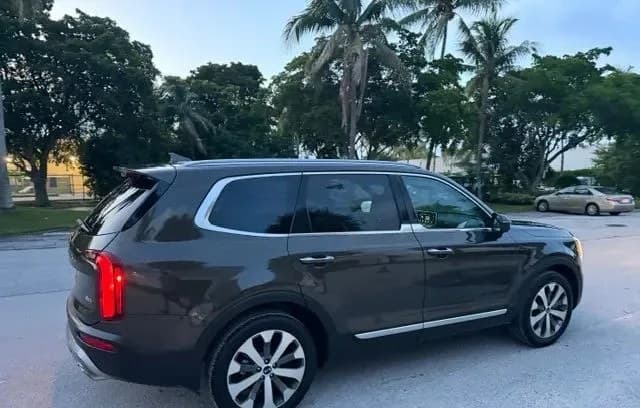 2021 KIA TELLURIDE S 5