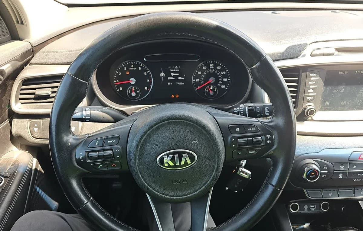 2017 KIA SORENTO LX 7