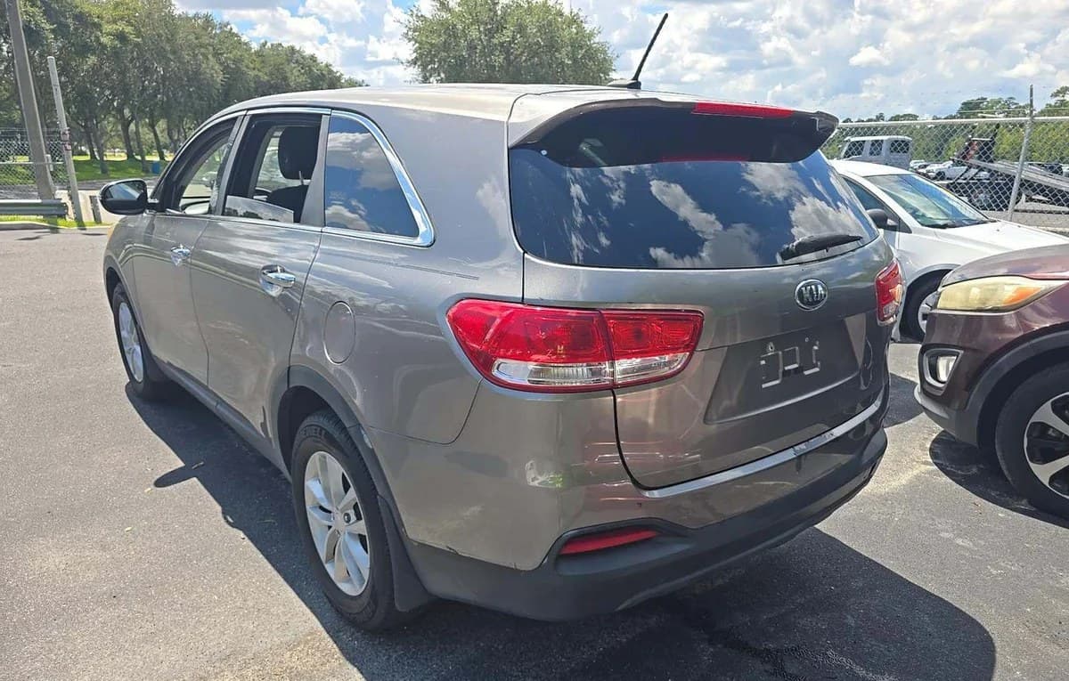 2017 KIA SORENTO L 3