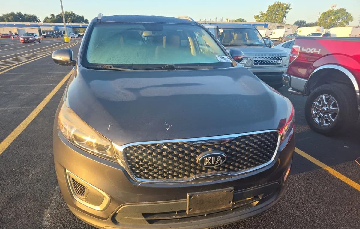 2017 KIA SORENTO LX 2