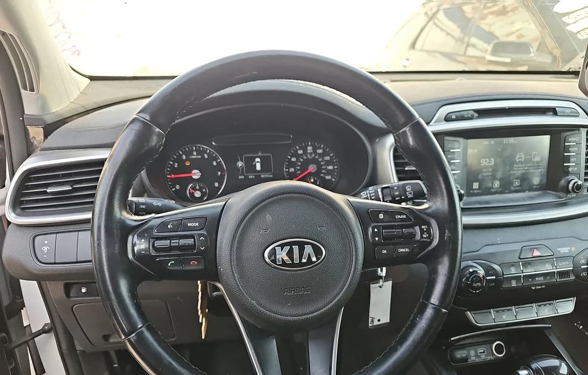 2017 KIA SORENTO LX 7