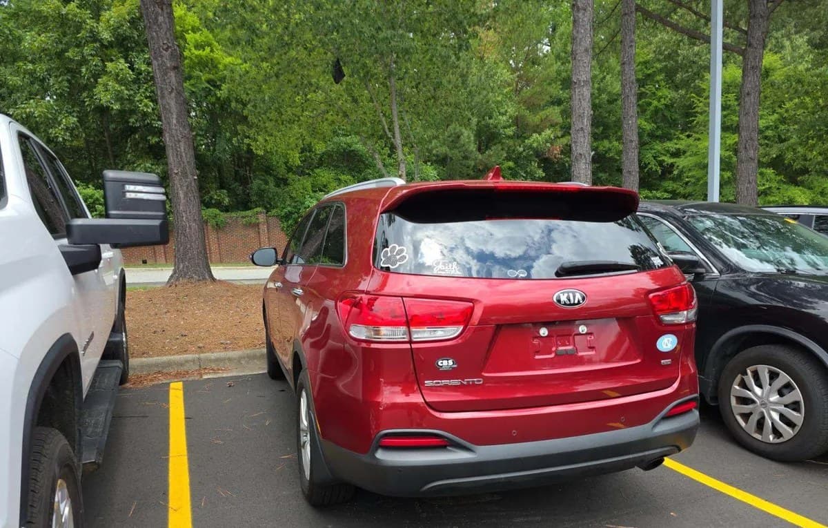 2018 KIA SORENTO LX 2