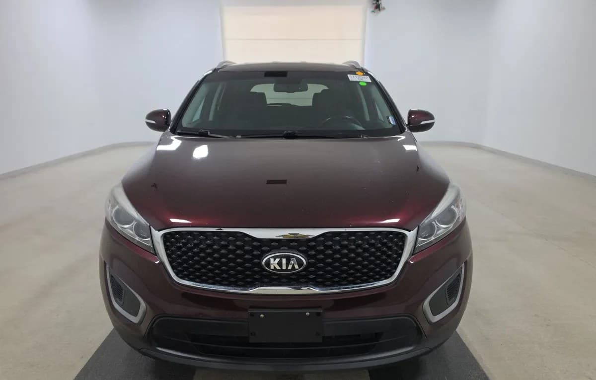 2017 KIA SORENTO LX 3