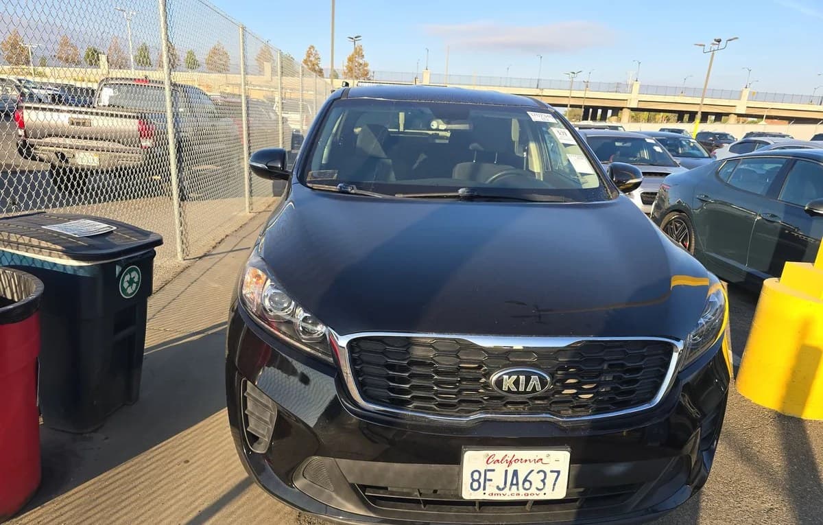 2019 KIA SORENTO LX 3