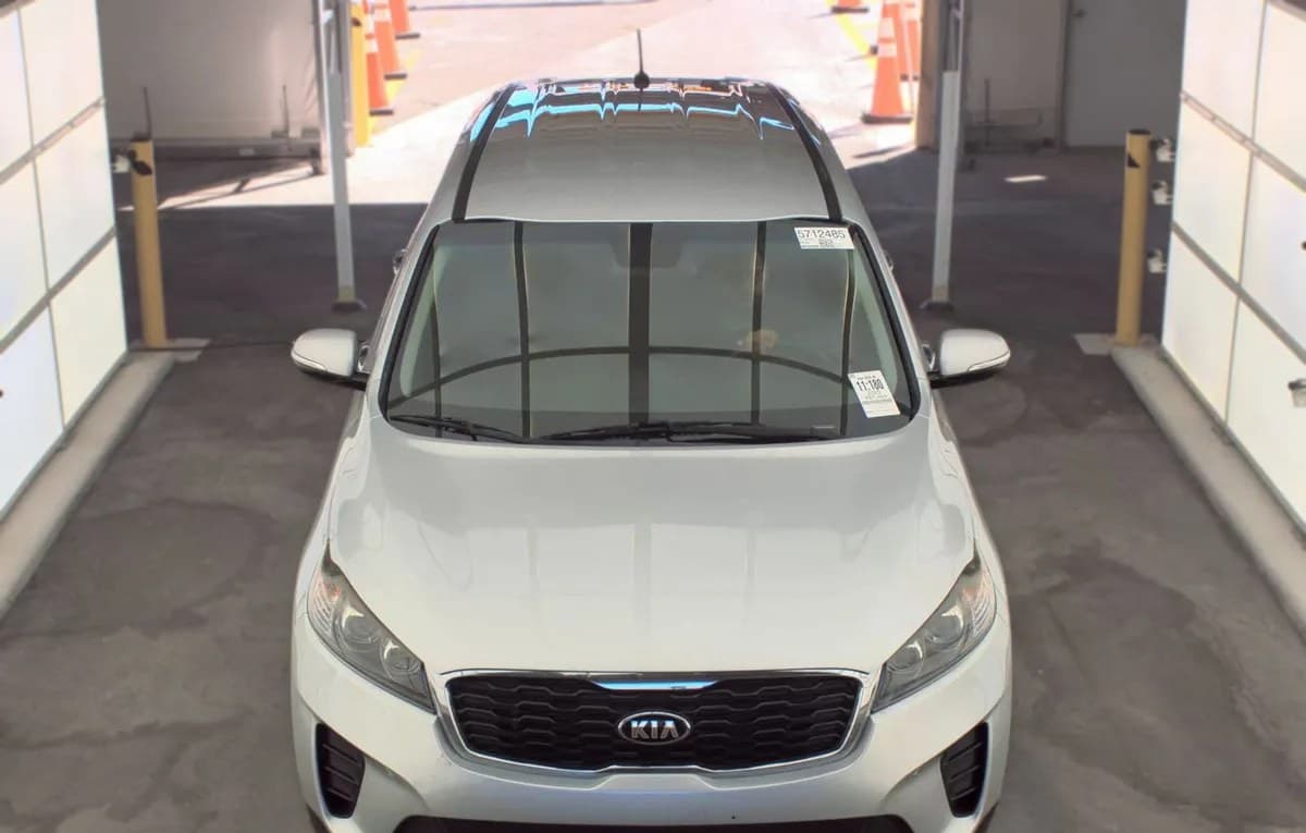 2020 KIA SORENTO LX 3