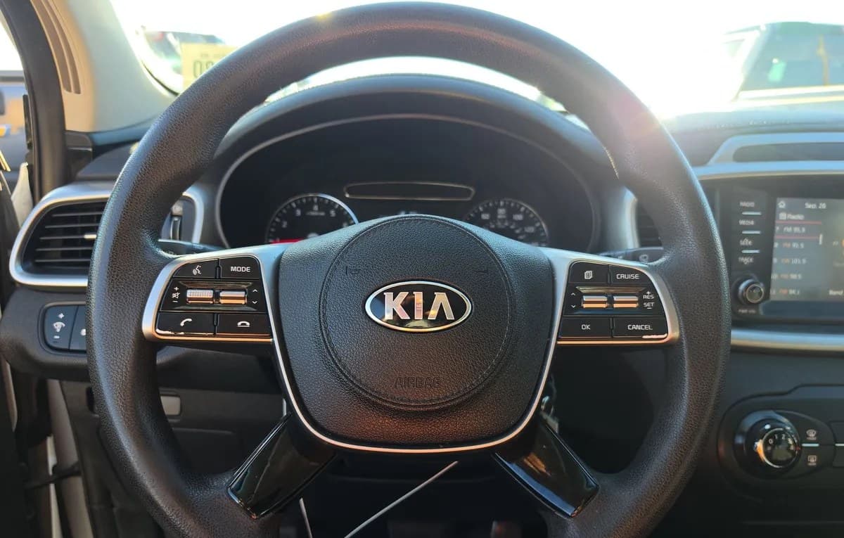 2020 KIA SORENTO LX 7