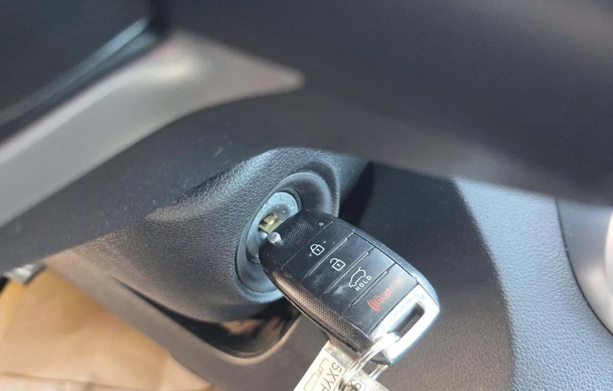 2017 KIA SORENTO L 5