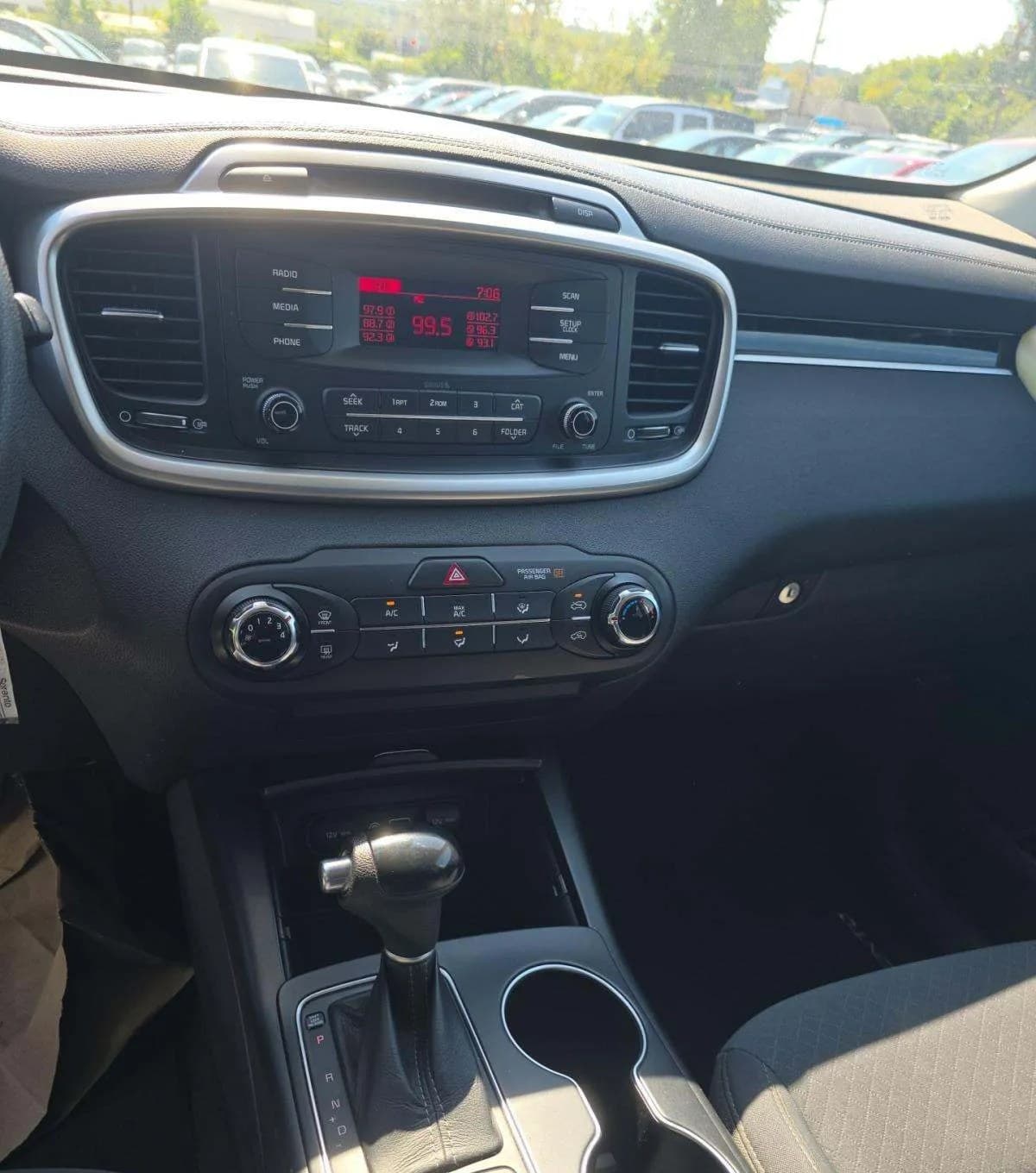 2017 KIA SORENTO L 7