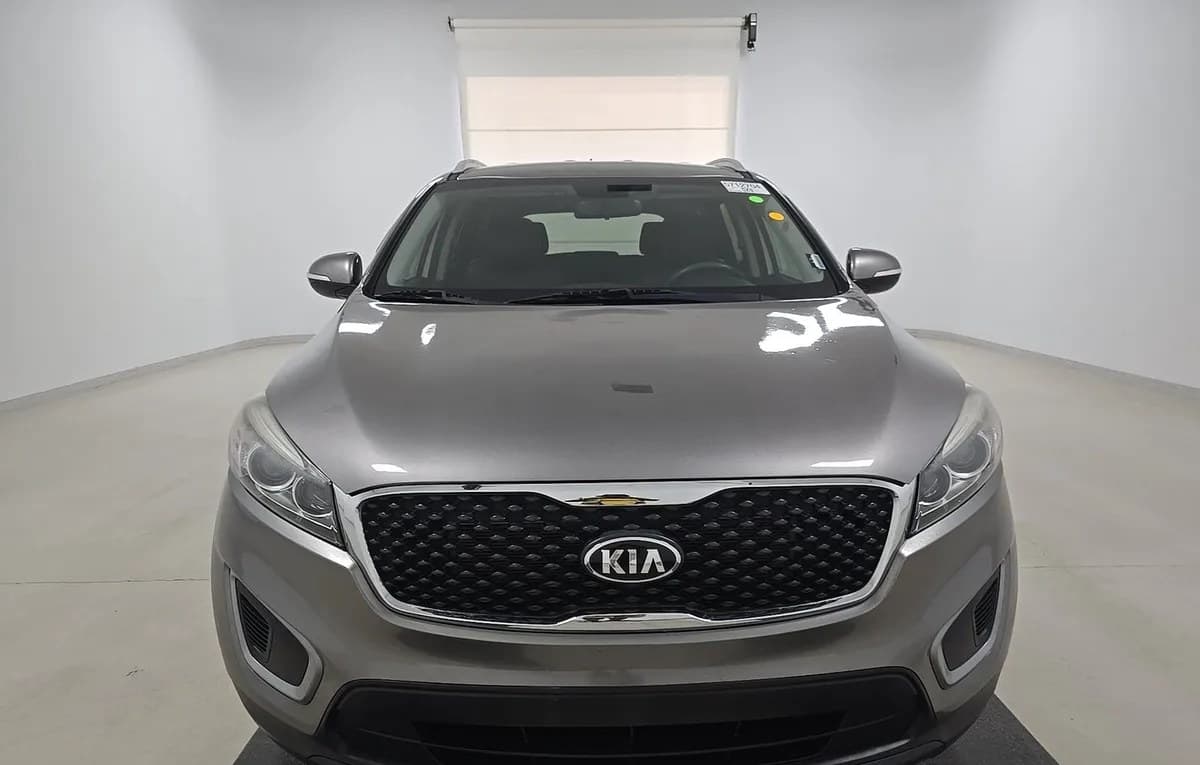 2017 KIA SORENTO LX 3