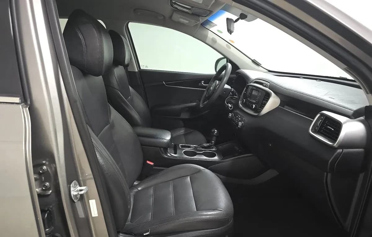 2017 KIA SORENTO LX 5