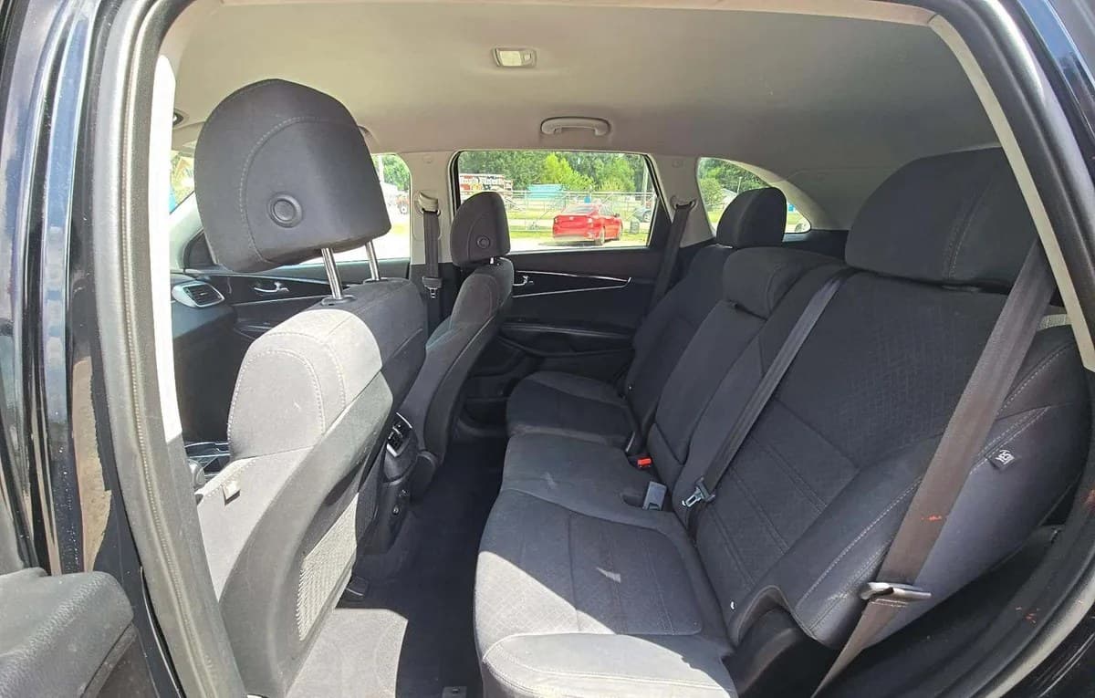 2017 KIA SORENTO LX 7