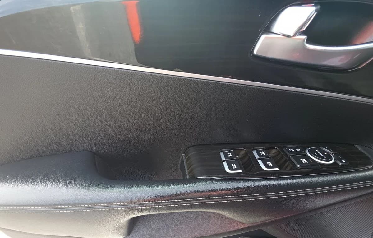 2019 KIA SORENTO S 6