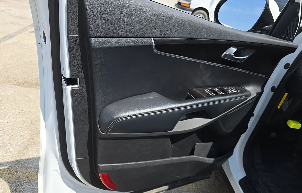 2017 KIA SORENTO LX 5