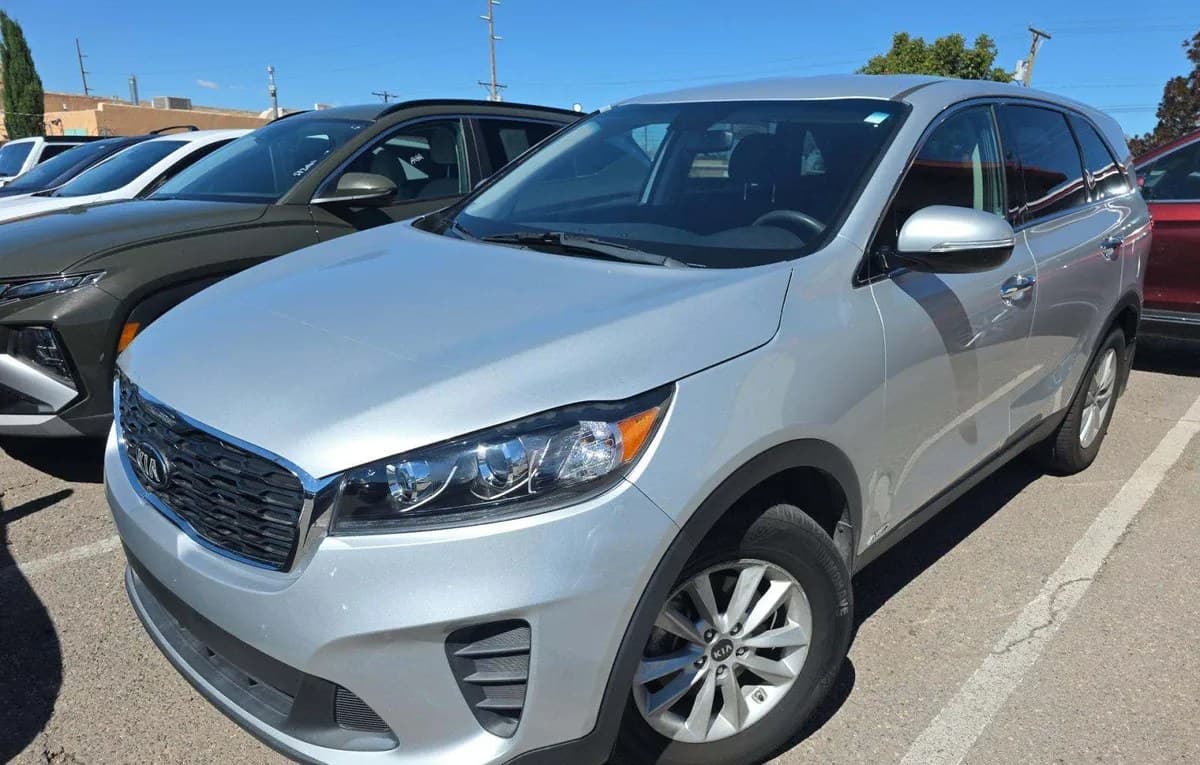 2020 KIA SORENTO LX 2