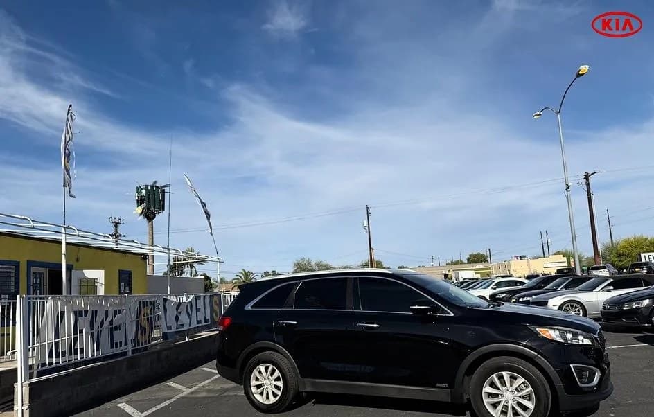 2018 KIA SORENTO LX 2