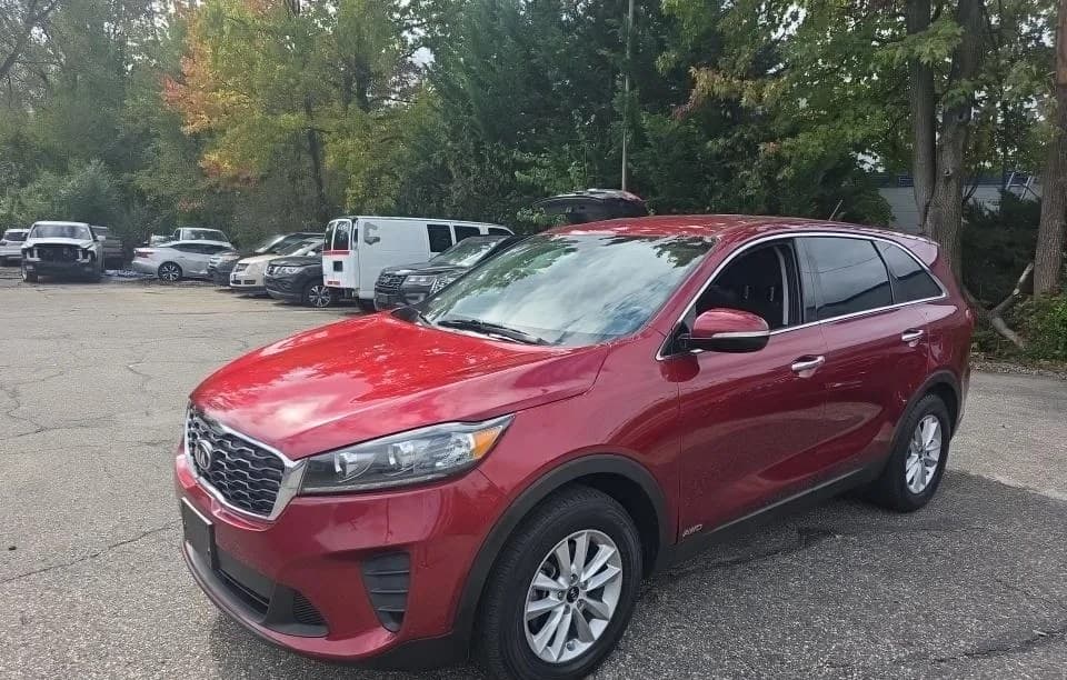 2019 KIA SORENTO LX