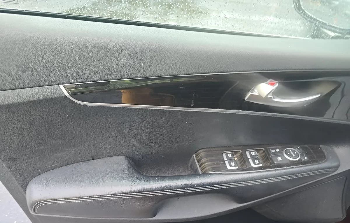 2020 KIA SORENTO LX 5
