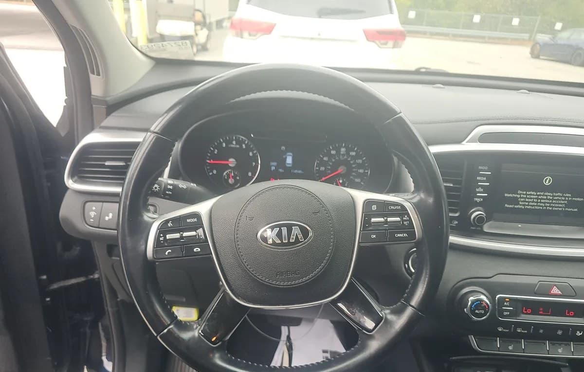 2020 KIA SORENTO S 7