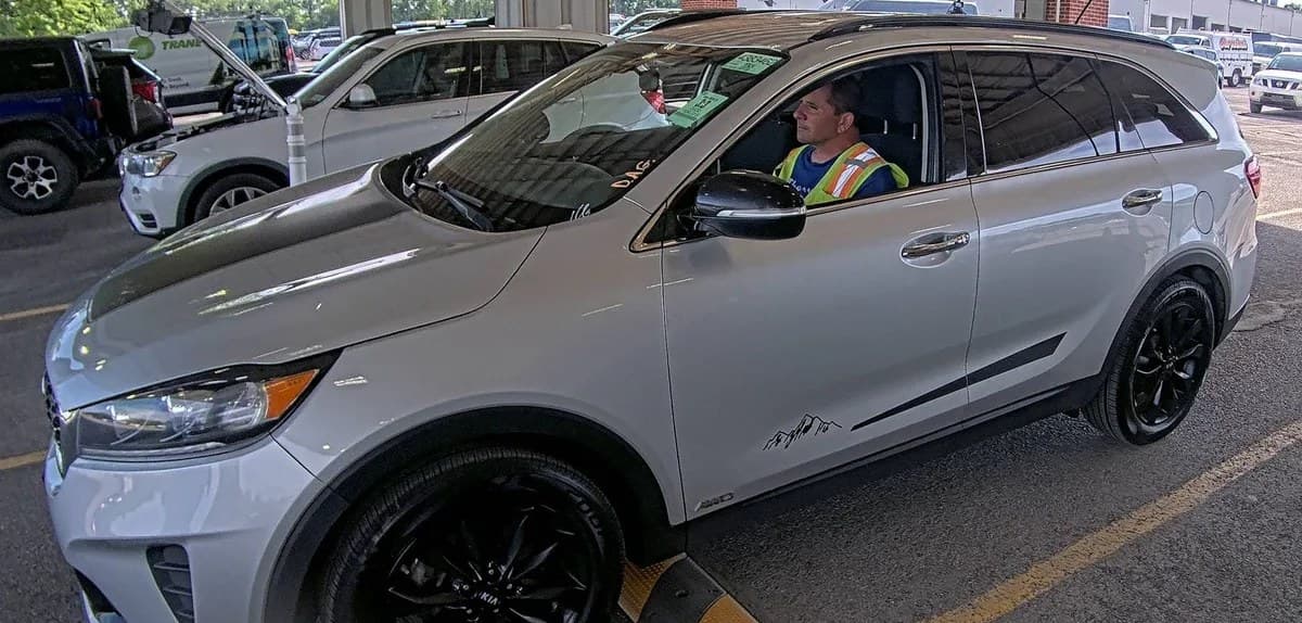 2020 KIA SORENTO S 2