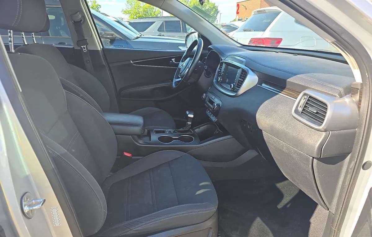 2020 KIA SORENTO S 5