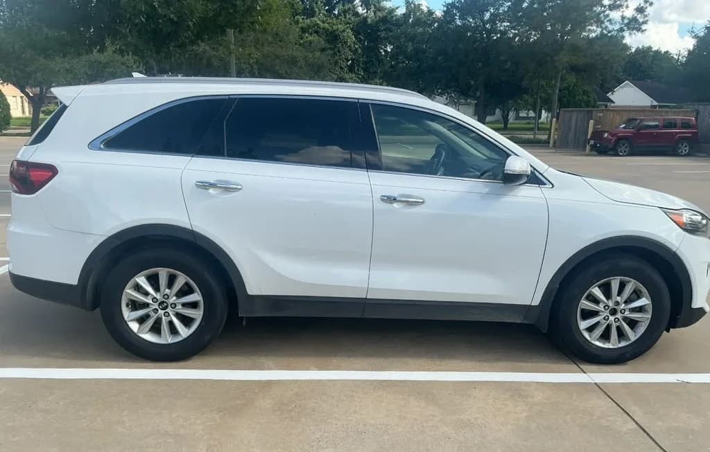 2019 KIA SORENTO EX V6 3