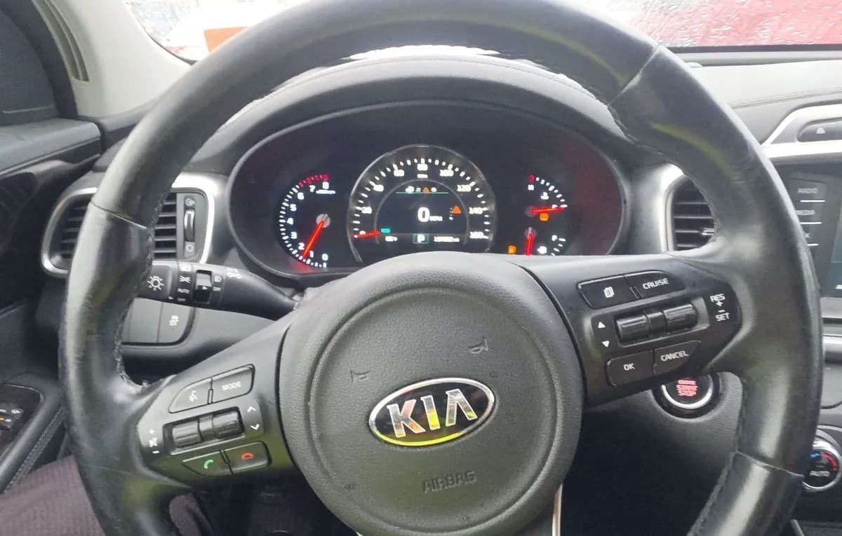 2018 KIA SORENTO EX 6