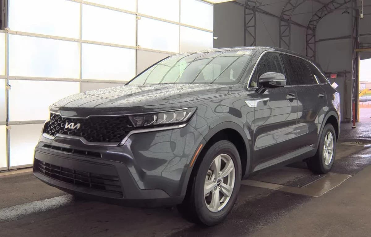 2023 KIA SORENTO LX 2