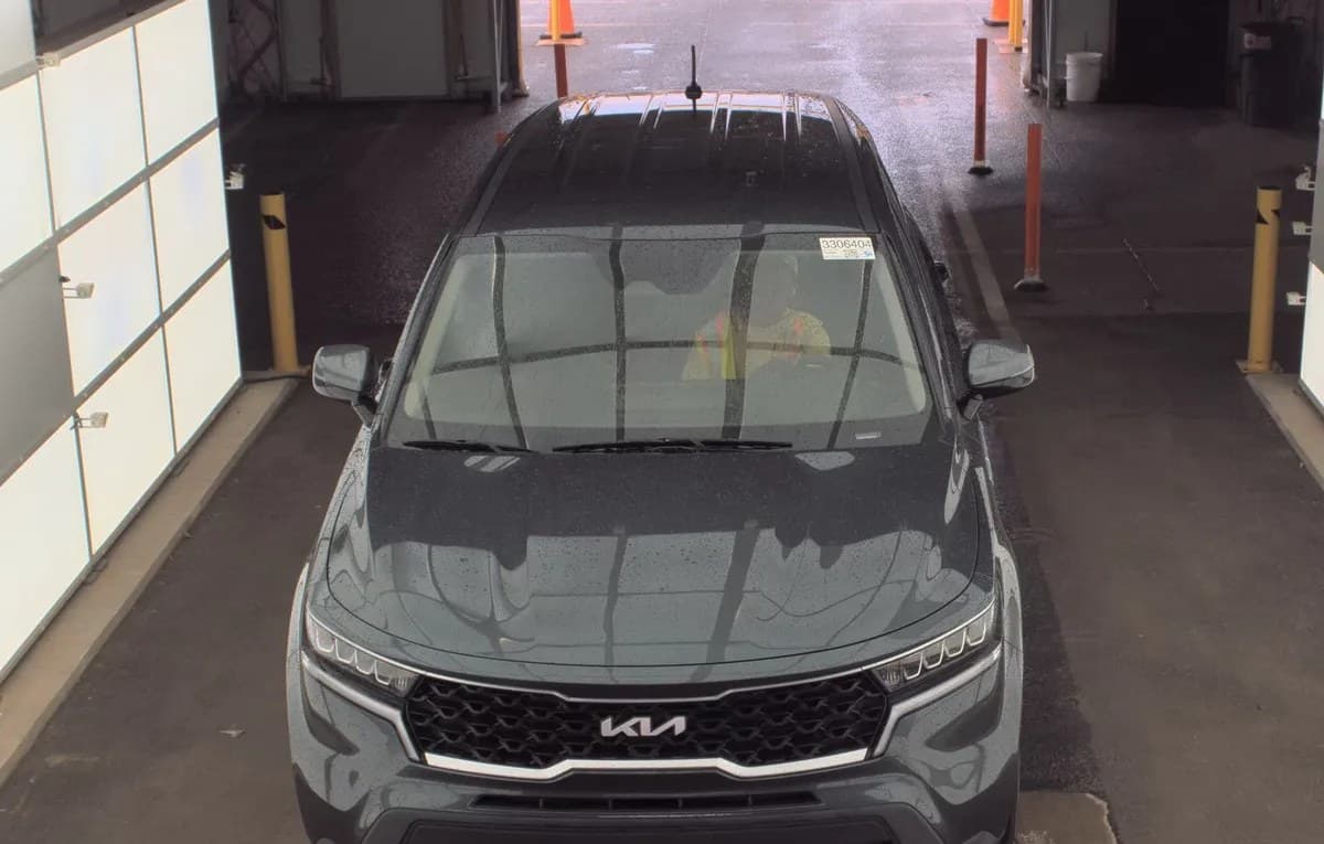 2023 KIA SORENTO LX 3