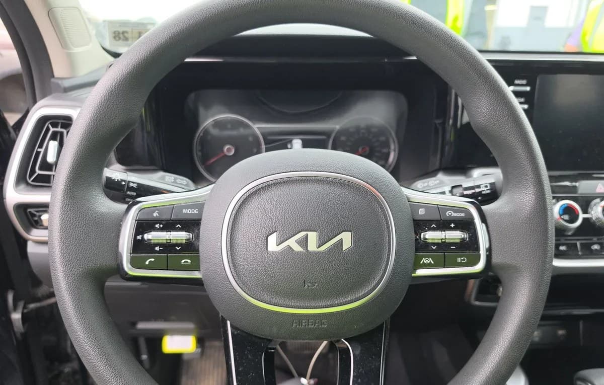 2023 KIA SORENTO LX 7