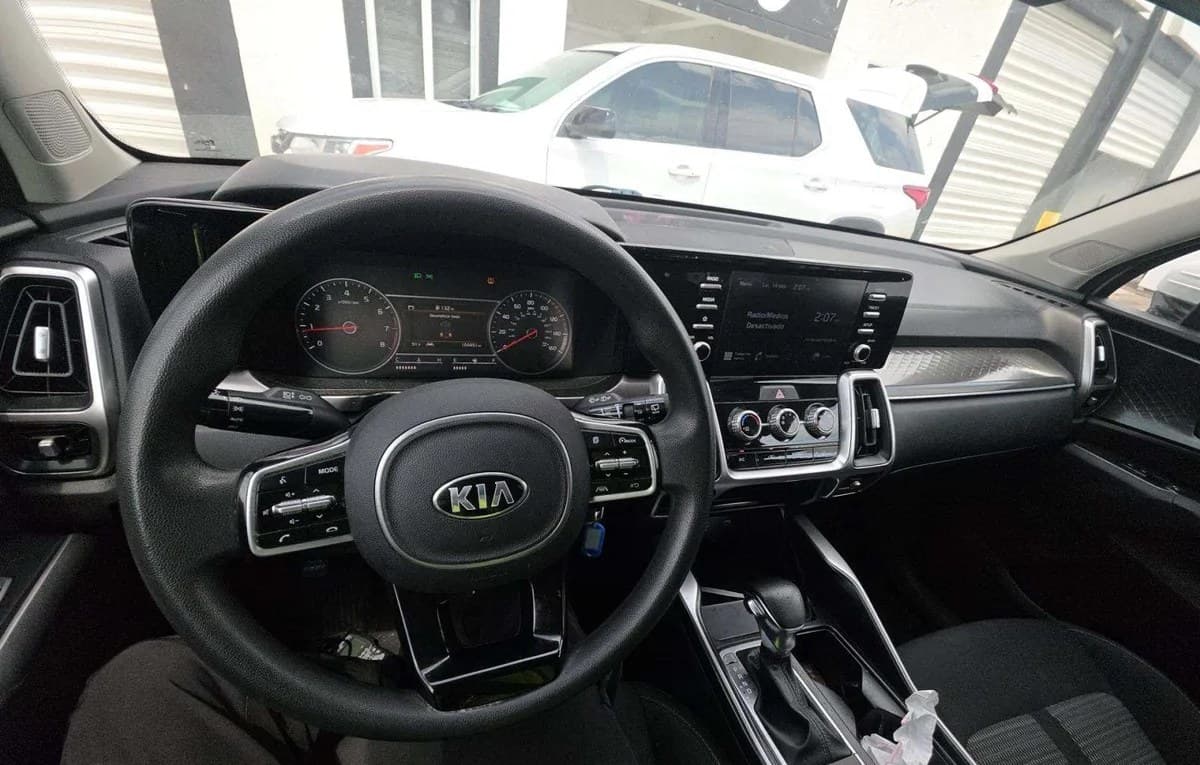 2021 KIA SORENTO LX 7
