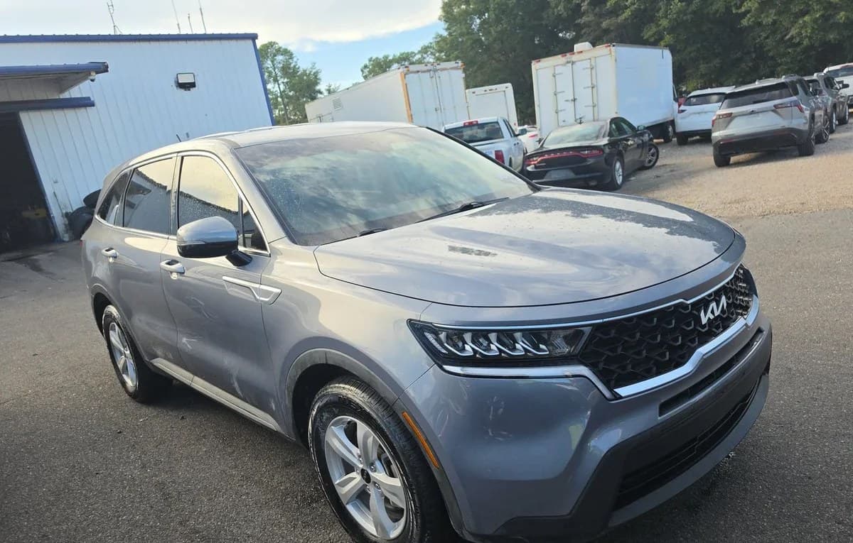 2022 KIA SORENTO LX 4