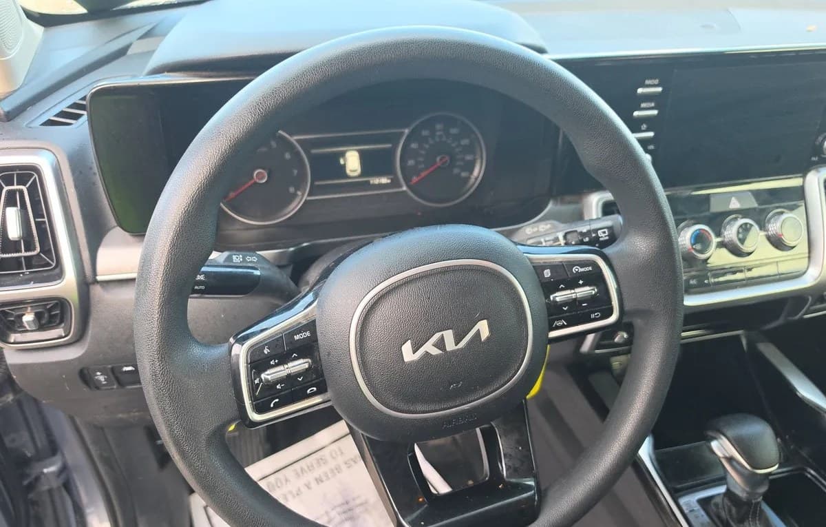 2022 KIA SORENTO LX 7
