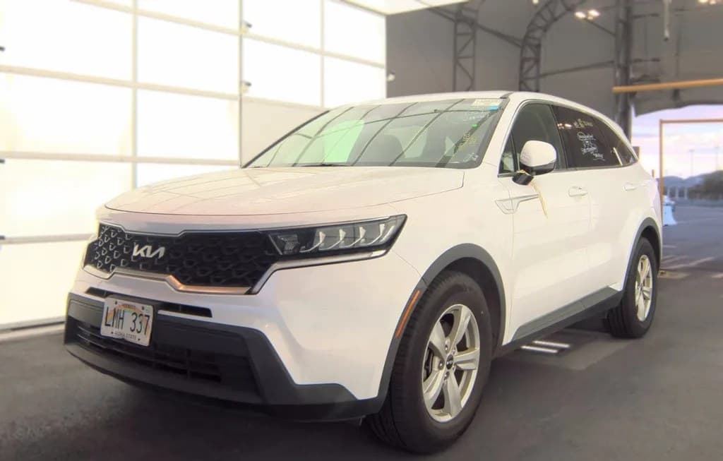 2022 KIA SORENTO LX