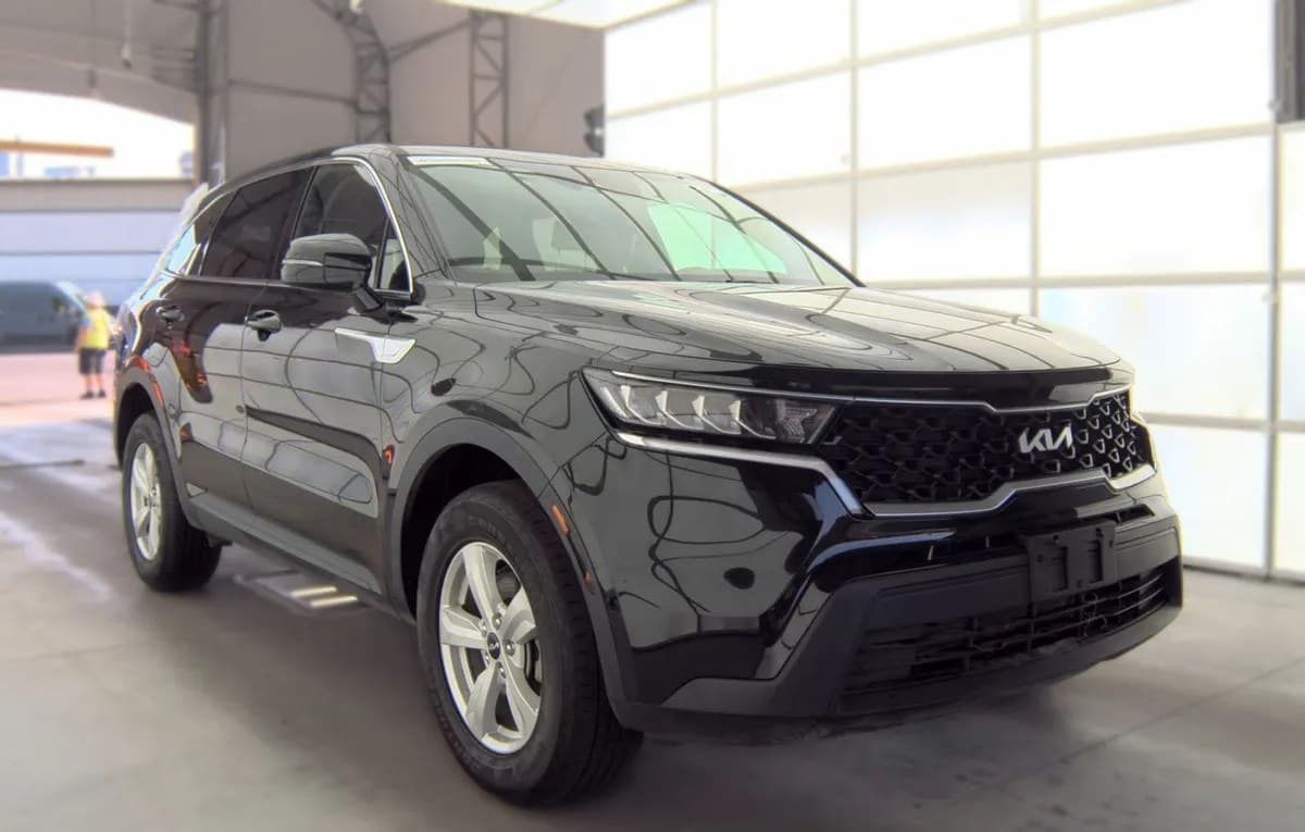 2023 KIA SORENTO LX 4