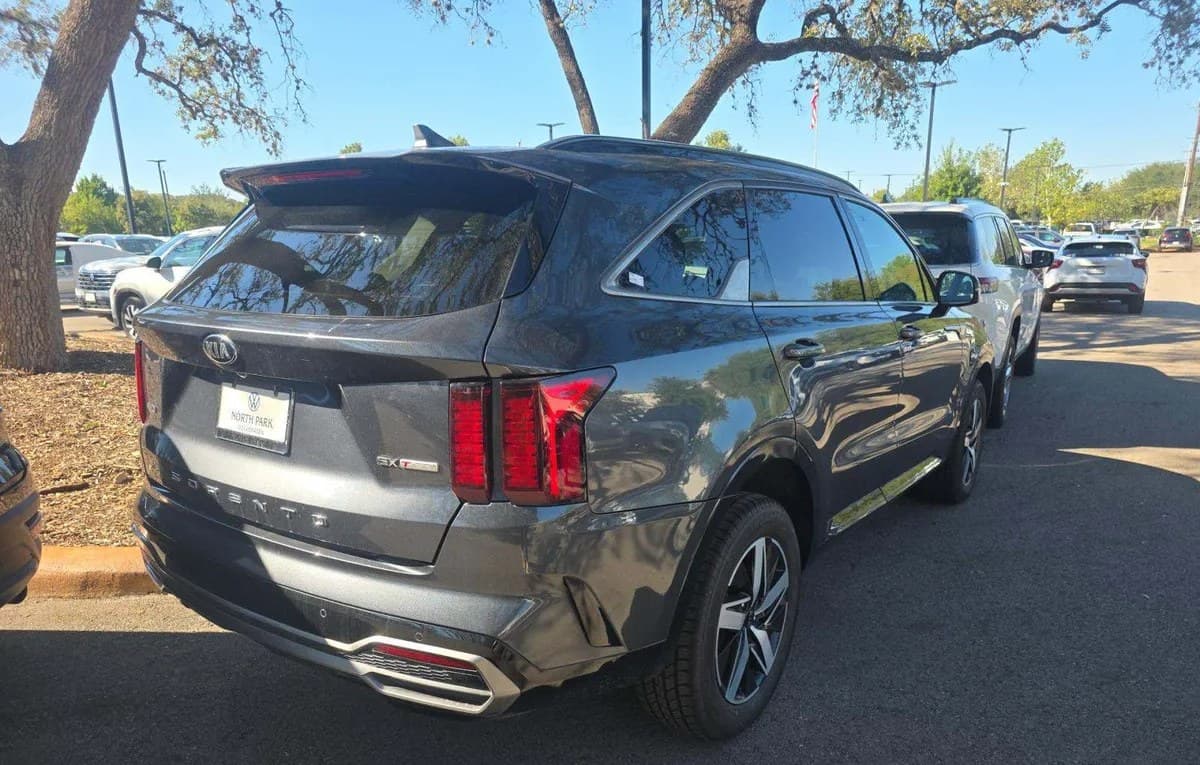 2021 KIA SORENTO EX 4