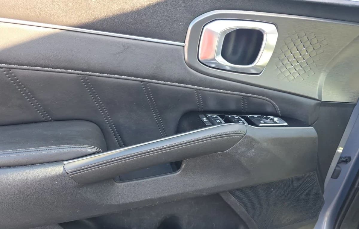 2023 KIA SORENTO SX 6