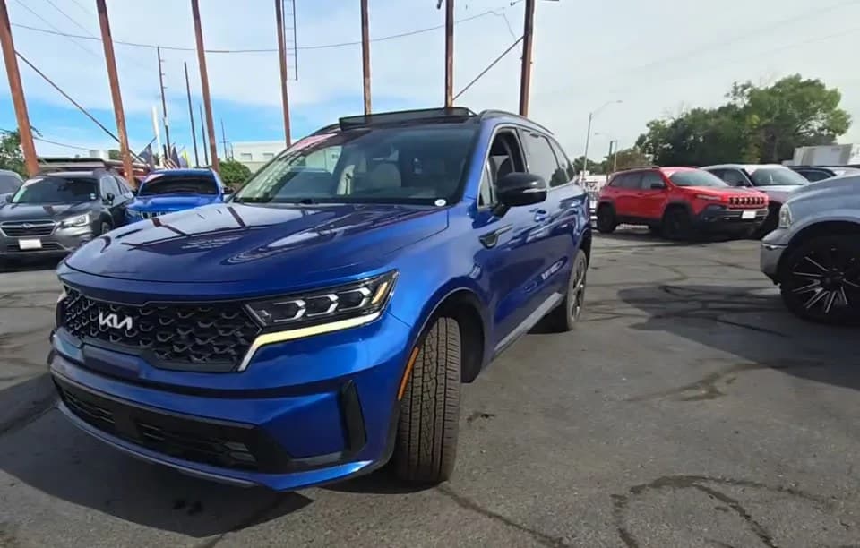 2022 KIA SORENTO SX